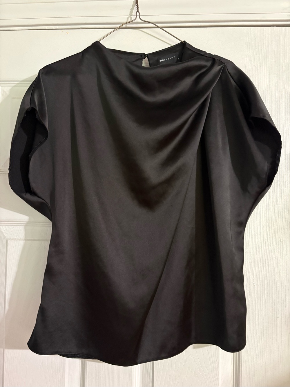 ASOS Black Satin Draped Top Short Sleeve Blouse Size 8 EUC